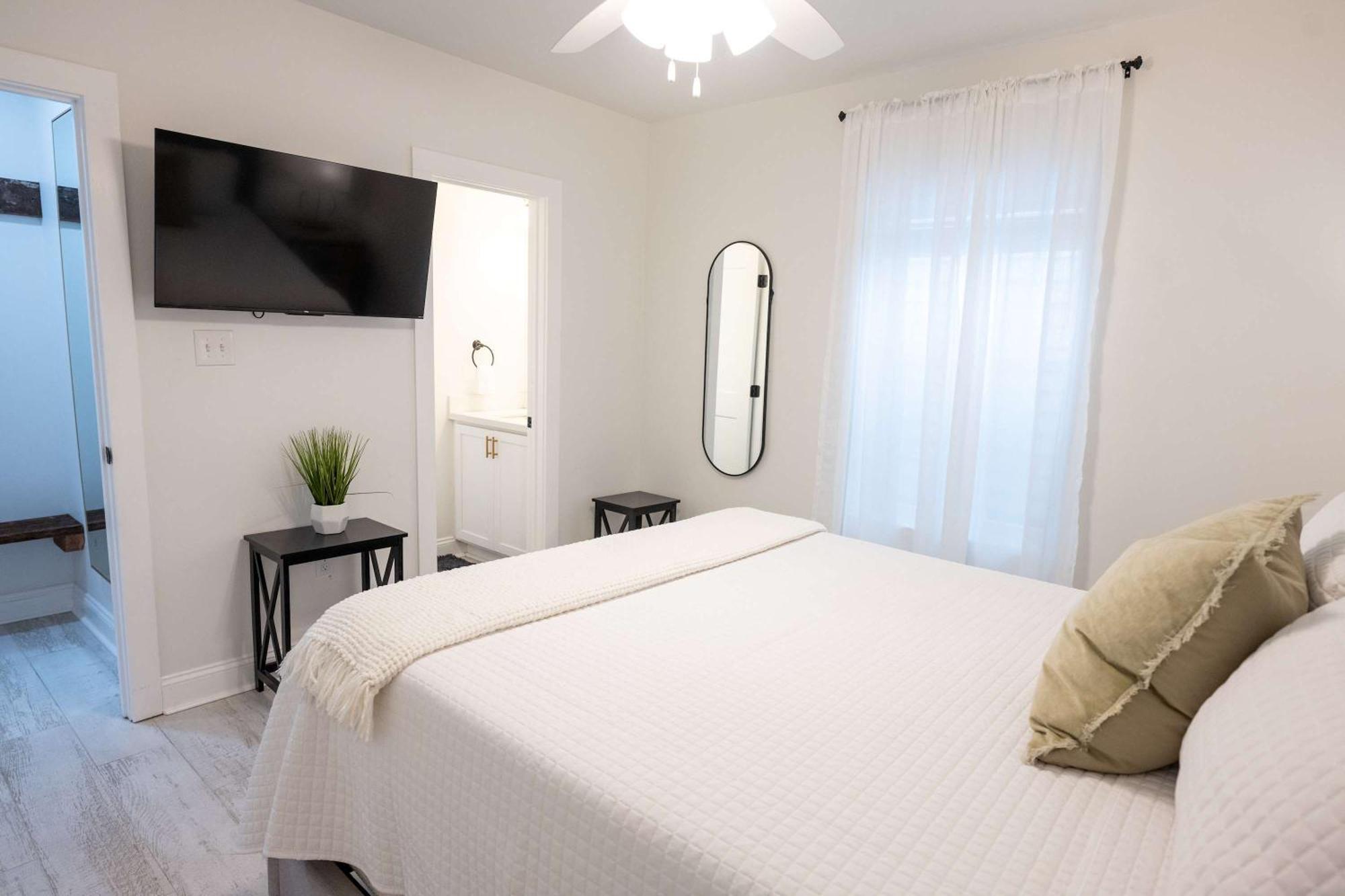 Mid Magic 7 Apartment New Orleans
