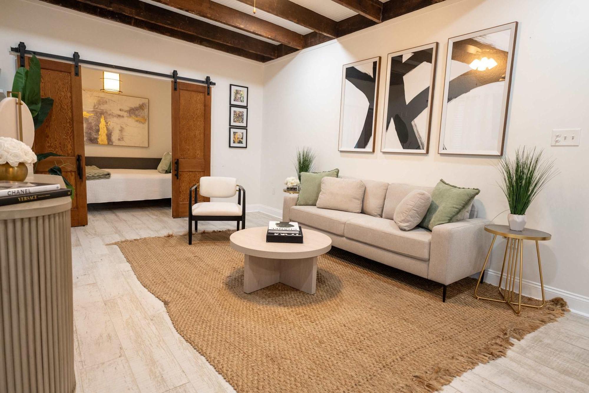 Mid Magic 7 Apartment *